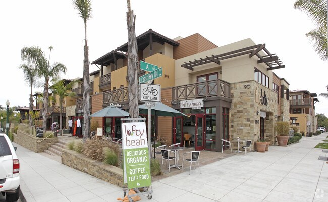 Primary Photo - The Lofts at Moonlight Beach