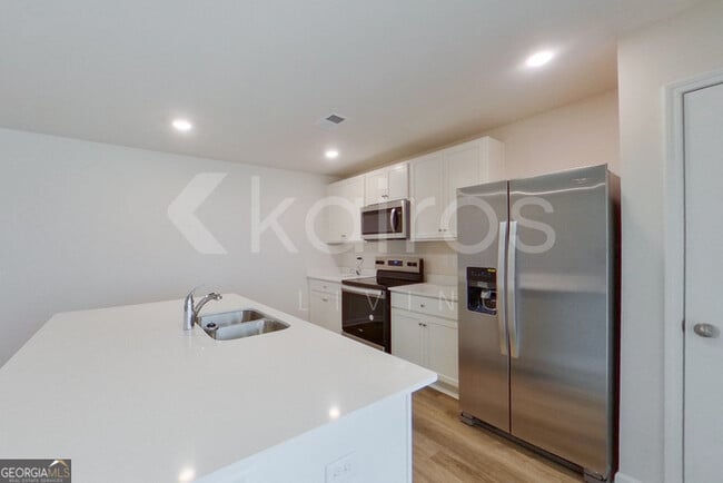 Photo - 100 Inez Ave