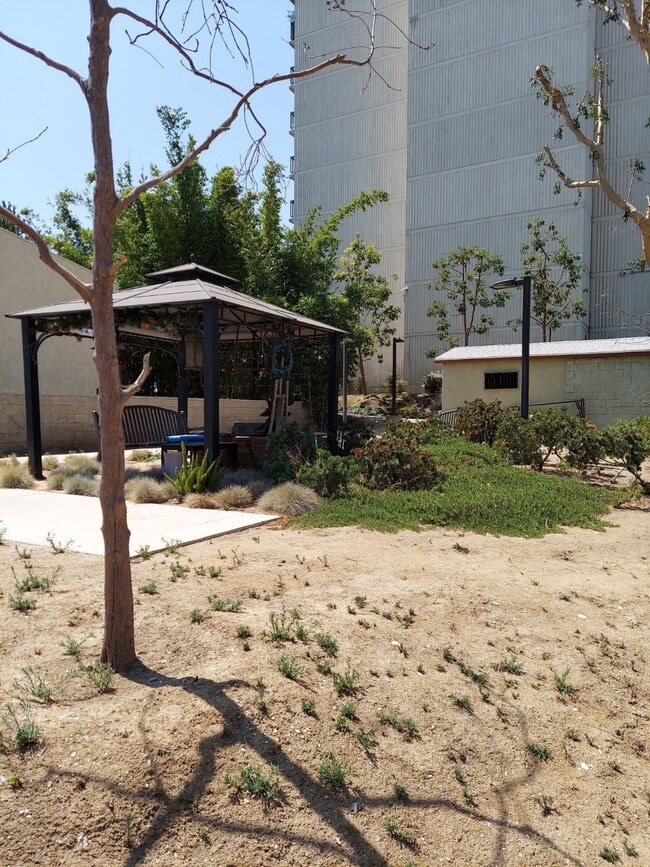 Photo - 340 S Mesa St