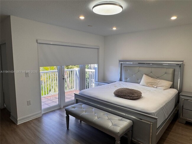 Photo - 3102 NE 210th Terrace