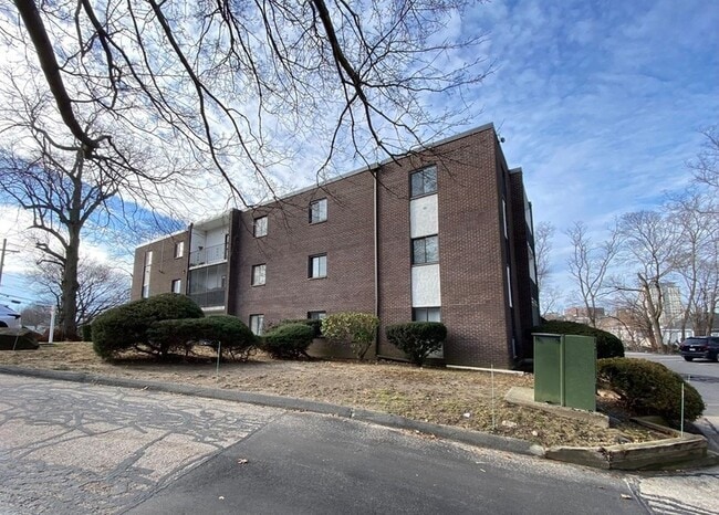 Photo - 24 South St Unit 205