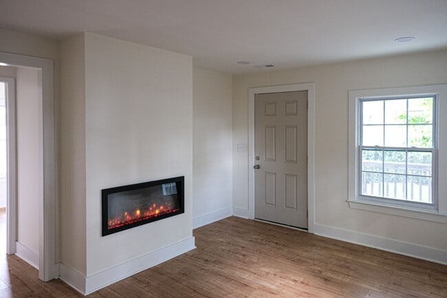 Photo - Charming 2BR/1BA Home in the West End Hist...