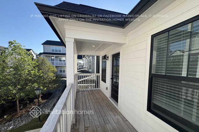 Photo - 647 Vernon Ave