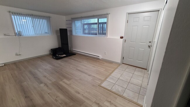 Photo - 2404 N Hamilton St Unit 2 - Lower