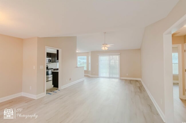 Photo - 246 Macarthur Dr