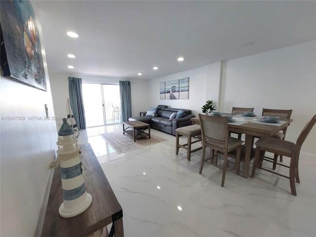 Photo - 400 Golden Isles Dr Unit 47