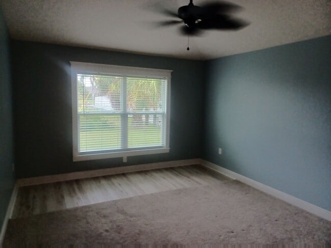 Photo - Spacious, Newly Remodeled  3 bedroom, 2 bathroom screened lanai GREAT LOCATION
