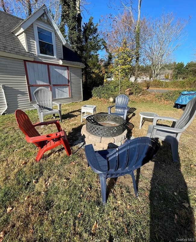 Photo - 144 Gnarled Hollow Rd