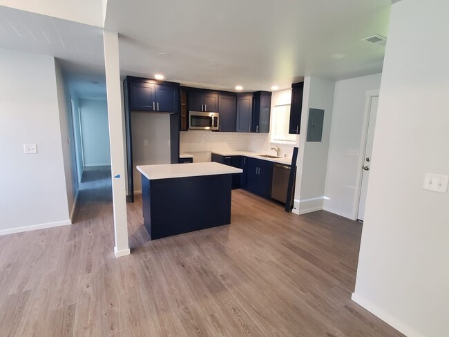 Photo - 12402 8th Ave SW