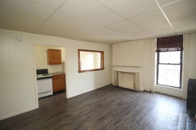 Photo - 1015 St Paul St Unit 2R