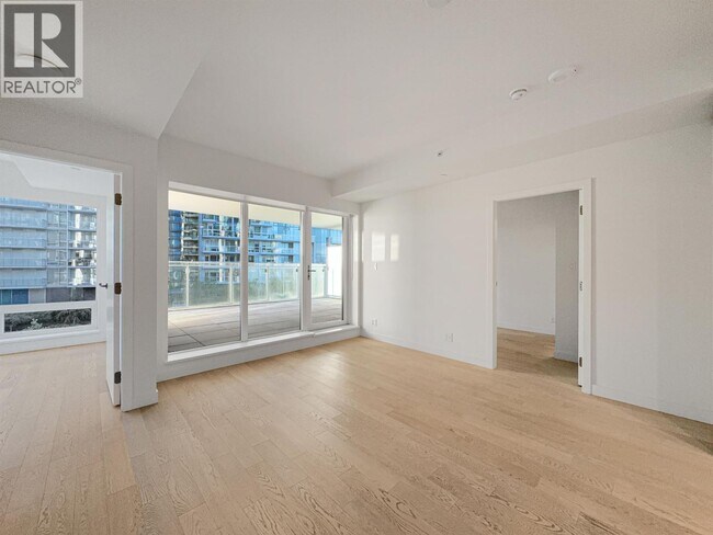 Photo - 6811 Pearson Wy Unit 3XX