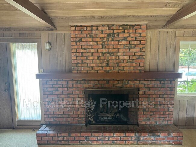 Photo - 711 Riverview Dr