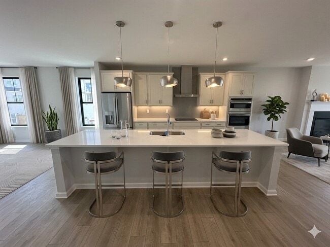 Photo - 352 Skylar Ct SE