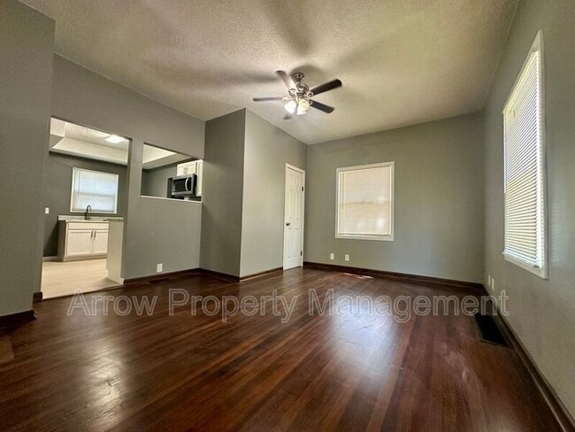 Photo - 1201 Peach St