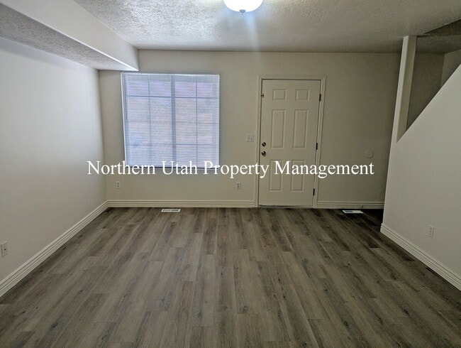 Photo - 3 Bed 2.5 Bath HVAC