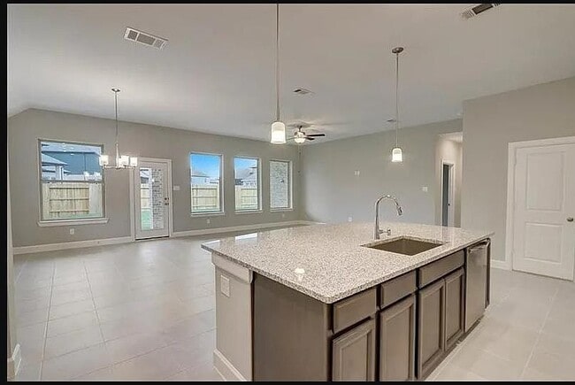 Photo - 5831 Turquoise Hl Ln