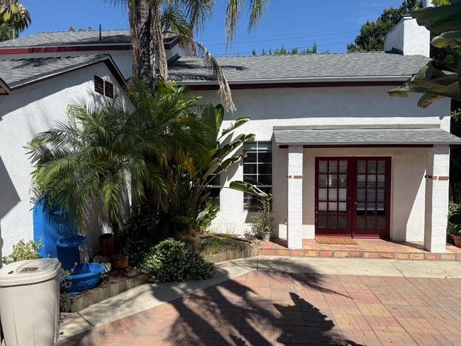 Photo - 5408 Morella Ave