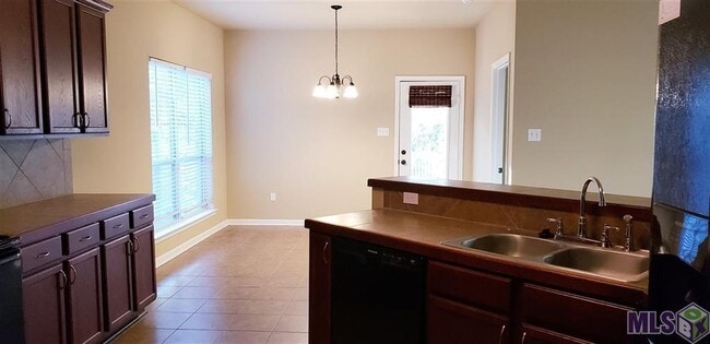 Photo - 6732 Silver Springs Dr
