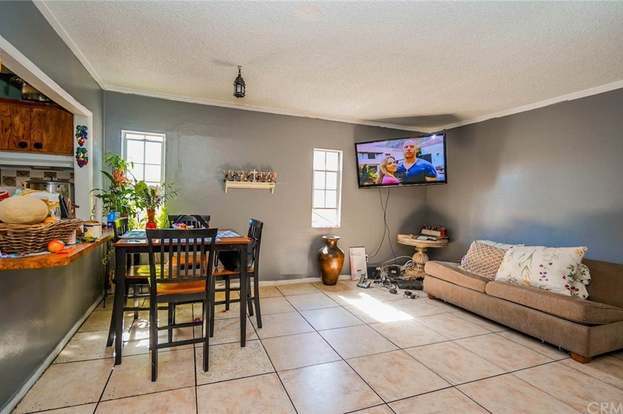 Photo - 1432 Cherry Ave