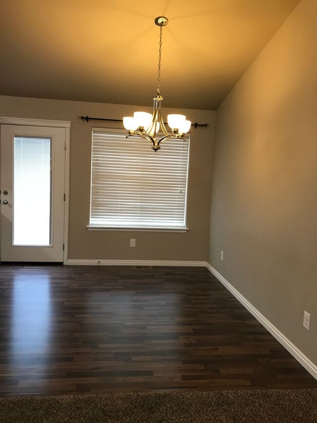 Photo - 2496 Forge St