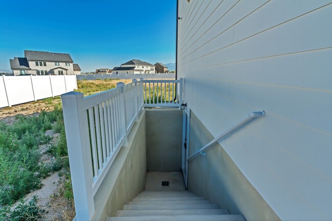 Photo - 315 E 1150 N