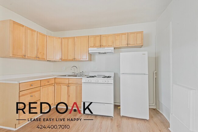 Photo - ~1 Month FREE~ Spacious One Bedroom with K... Unit 204