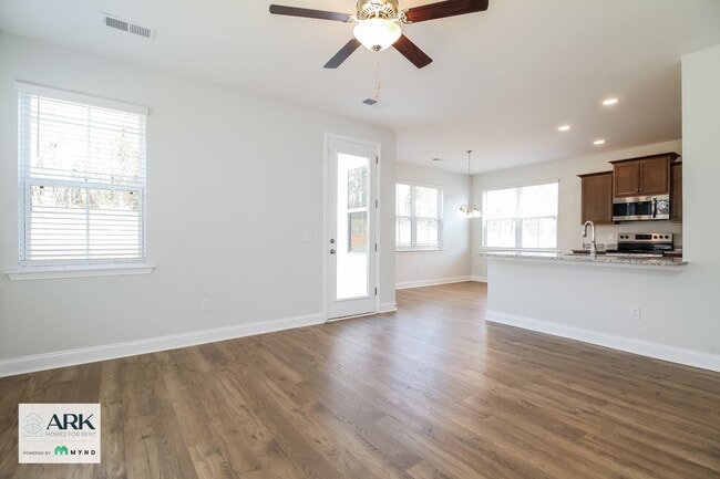 Photo - 135 Renwood Rd