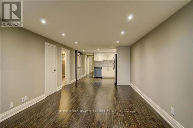 Photo - 830 Zator Ave