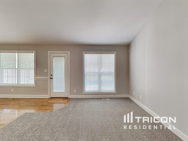 Photo - 1212 Danielle Downs Ct SE