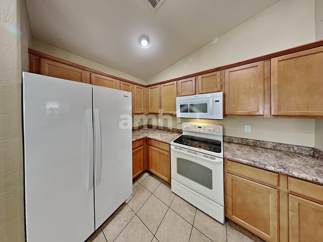 Photo - 1172 E Elm Rd