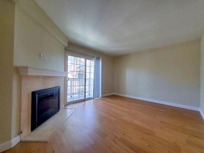 Photo - Citrus Court Apartments