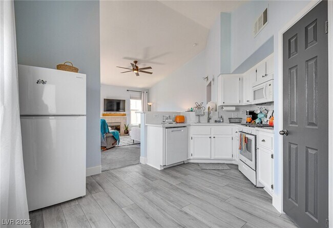 Photo - 10550 W Alexander Rd Unit 2040