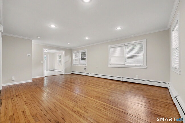 Photo - 77 Webb Ave Unit 8