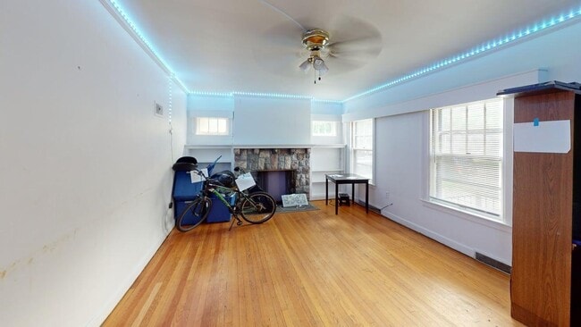 Photo - 801 E Ann St