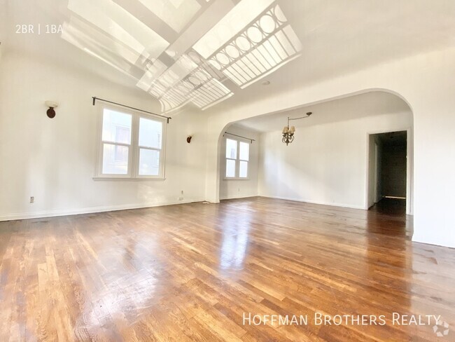 Building Photo - 524 1/2 Heliotrope -A Unit A Rental