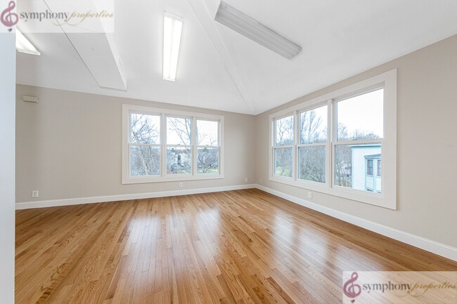 Photo - 162 Fuller St Unit 2