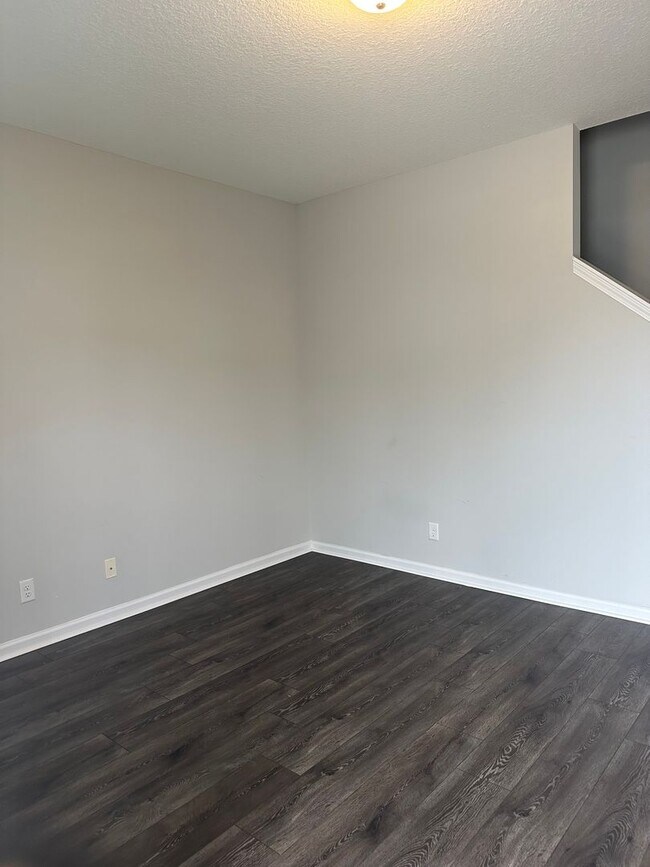 For Rent: Half Off Full First Month Rent - For Rent: Half Off Full First Month Rent