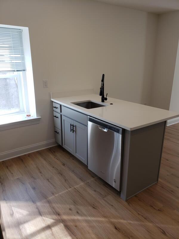 Photo - 125 Sumac St