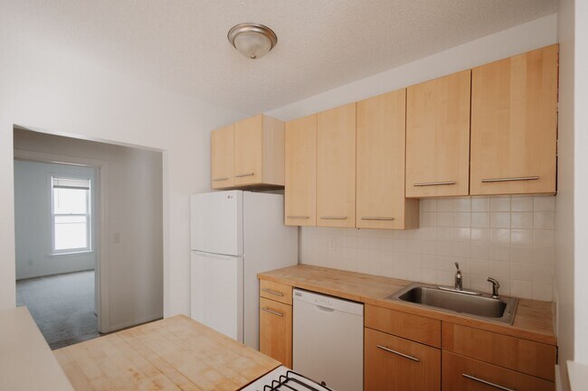 Photo - 2111 Colfax Unit 2