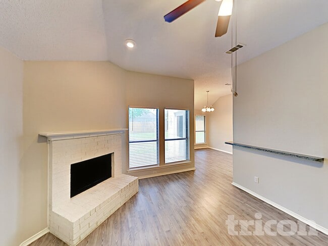 Photo - 1508 Manitoba Ln