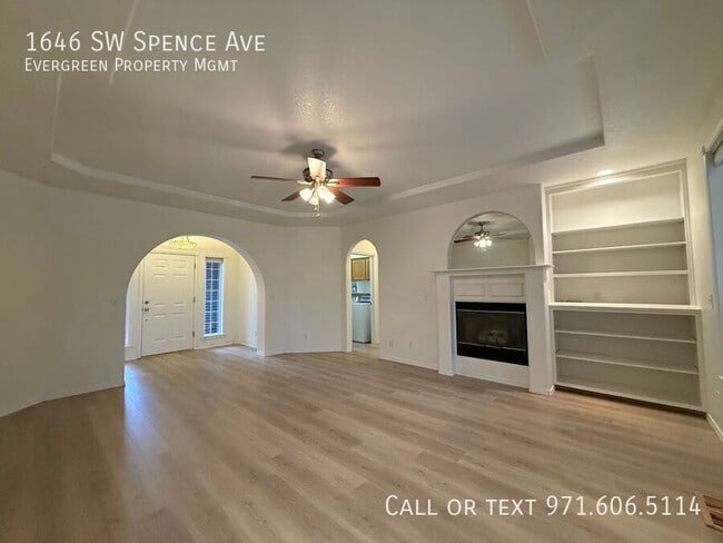 Photo - 1646 SW Spence Ave