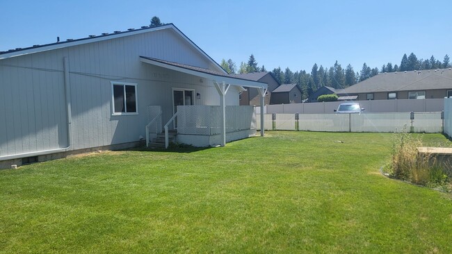 Photo - Nice 3 bedroom Duplex in the Valley