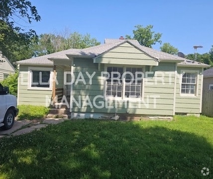 Building Photo - 828 N Terrace Dr Rental