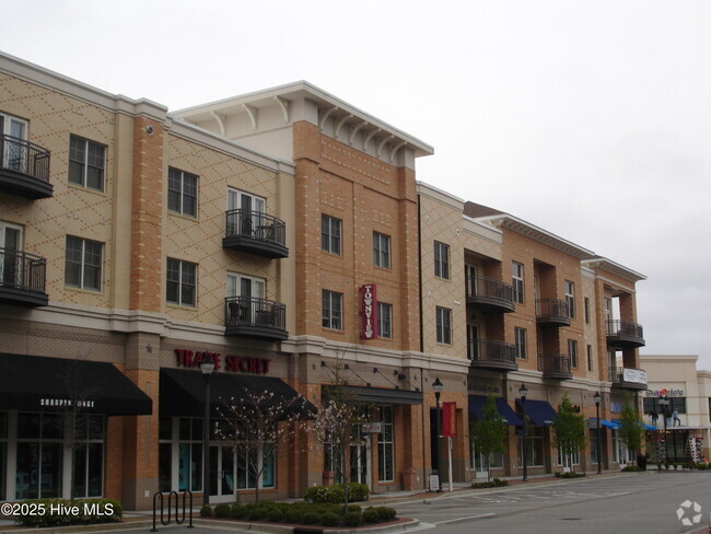 Building Photo - 6832 Main St Unit 325 Rental