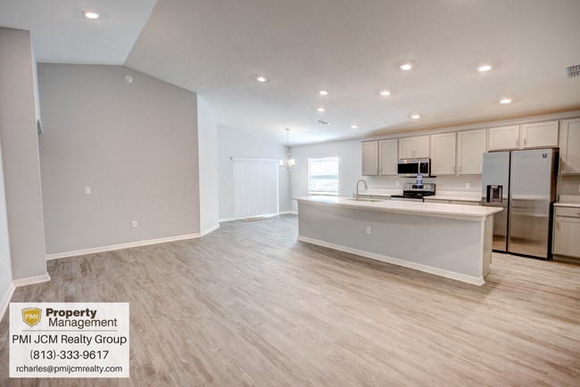 Photo - Magnificent, New Construction Winter Haven...
