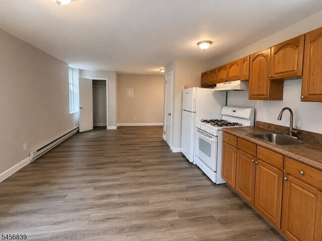 39 Glenridge Ave Unidad 2