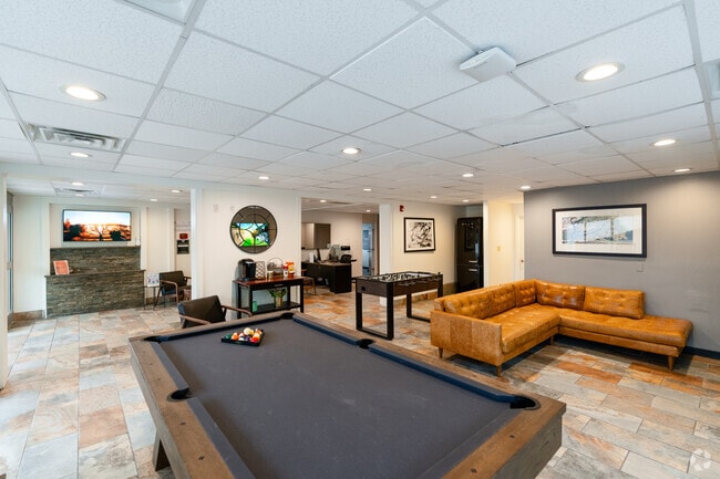 Oficina de arrendamiento - Vivo Living Durham