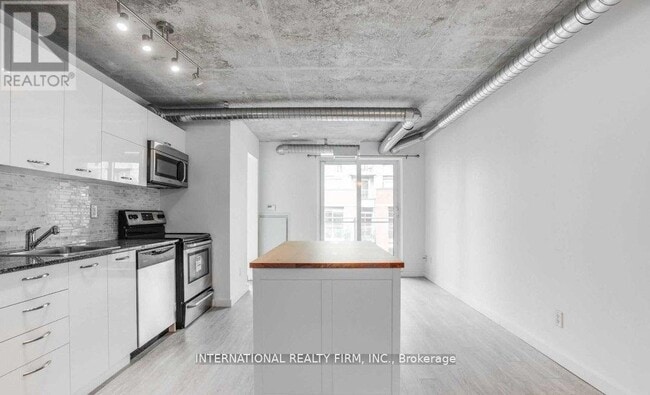Photo - 170 Sudbury St Unit 609
