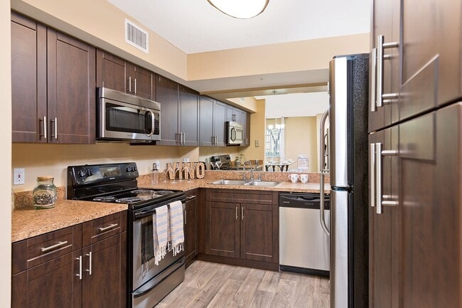 Photo - Sanctuary Cove Apartments