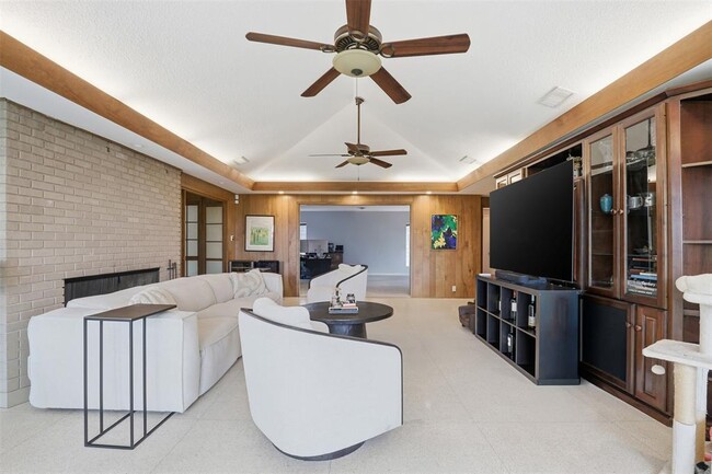 Photo - 6808 Mesa Dr